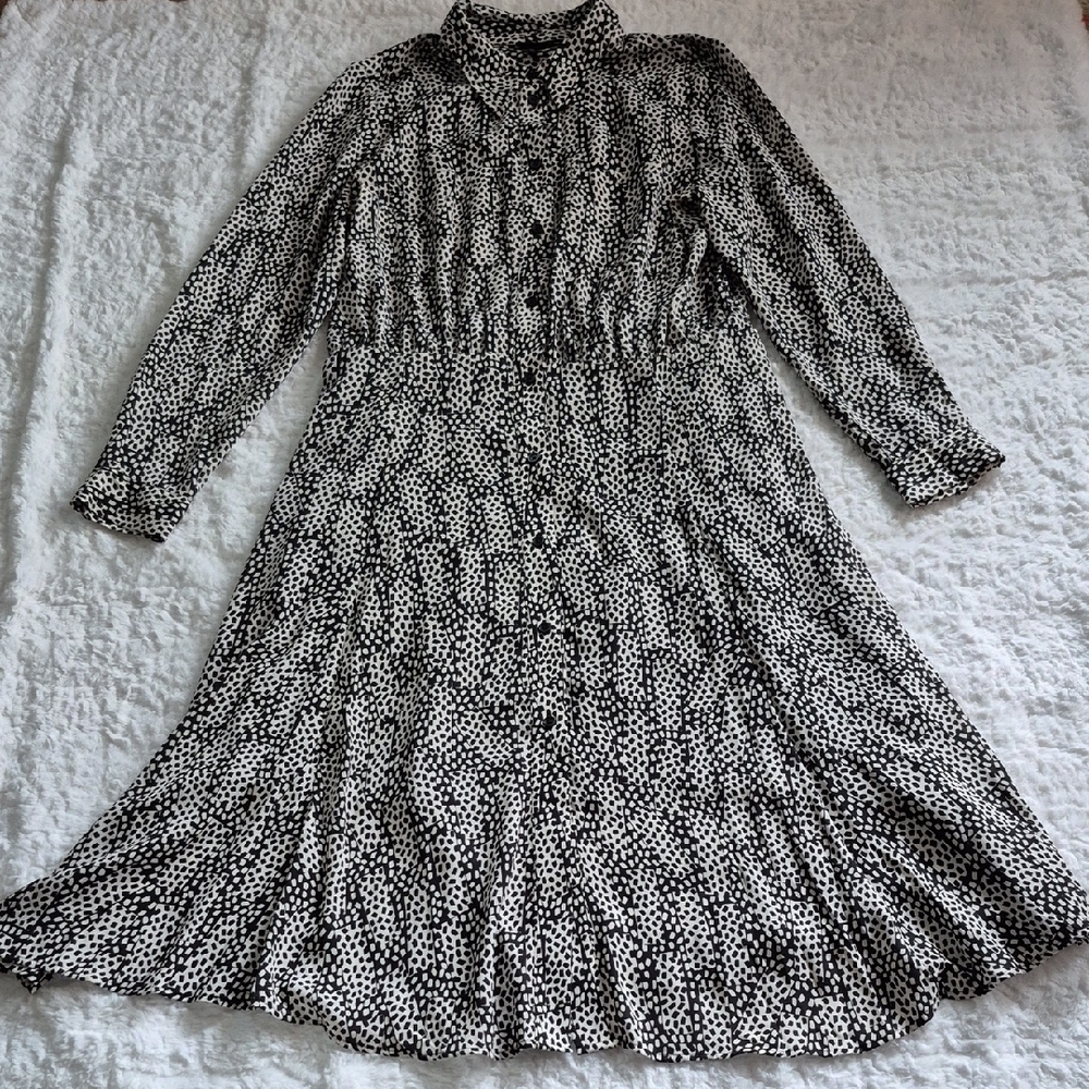 🎈Who What Wear Black & Cream Shirt Waist Dress